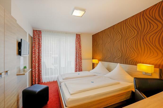 Imagen general del Hotel Lindenhof, Osterspai. Foto 5