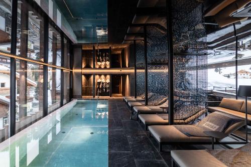 Imagen de la piscina del Hotel Linder Cycling, Val Gardena. Foto 7