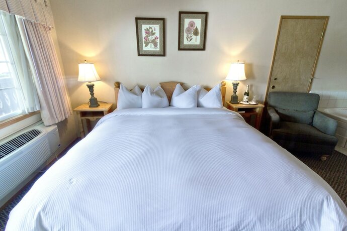 Imagen de la habitación del Hotel Linderhof Inn. Foto 16