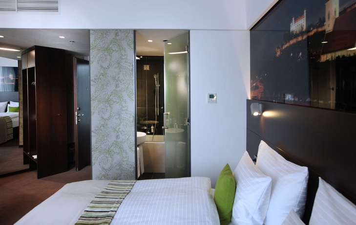 Imagen de la habitación del Hotel Lindner Bratislava, Part Of Jdv By Hyatt. Foto 7