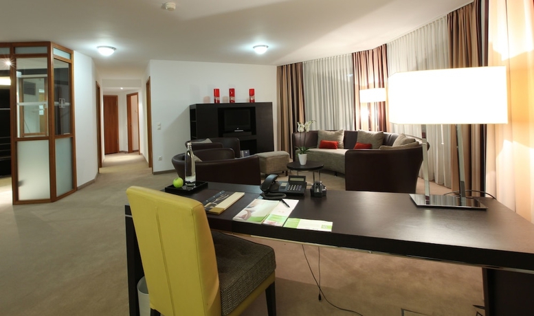 Imagen de la habitación del Hotel Lindner Frankfurt Main Plaza, Part Of Jdv By Hyatt. Foto 9