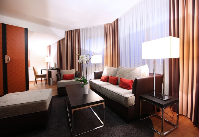 Imagen de la habitación del Hotel Lindner Frankfurt Main Plaza, Part Of Jdv By Hyatt. Foto 16