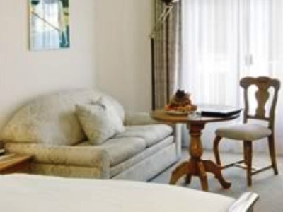 Imagen de la habitación del Hotel Lindner Golf Rhodania. Foto 4