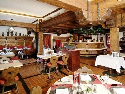 Imagen del bar/restaurante del Hotel Lindner Golf Rhodania. Foto 3