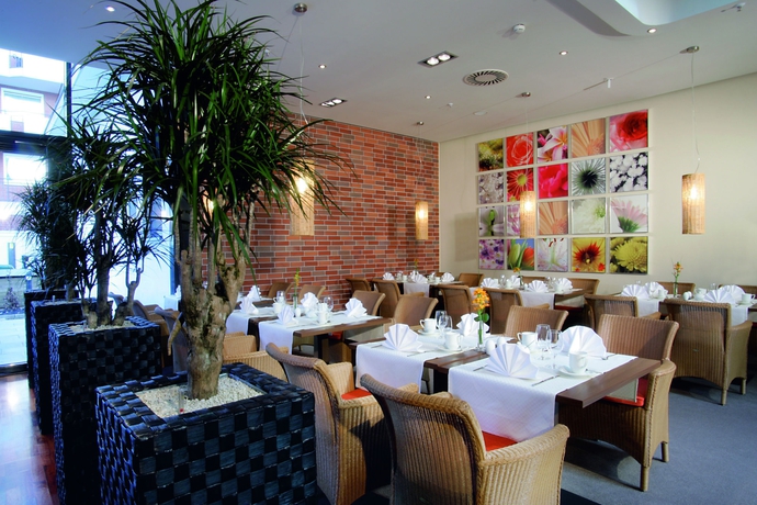 Imagen del bar/restaurante del Hotel Lindner Hamburg Am Michel, Part Of Jdv By Hyatt. Foto 5