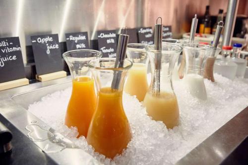 Imagen del bar/restaurante del Hotel Lindner Hotel Antwerp, part of JdV by Hyatt. Foto 10