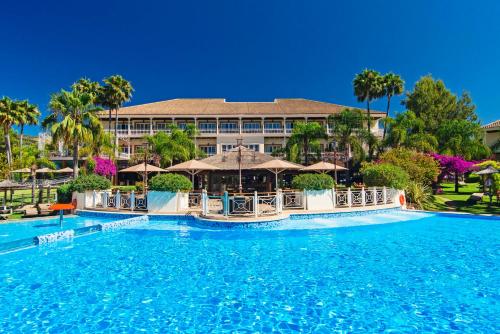 Imagen de la piscina del Hotel Lindner Mallorca Portals Nous, Part Of Jdv By Hyatt. Foto 20
