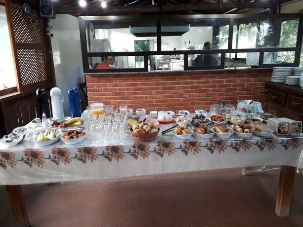 Imagen del bar/restaurante del Hotel Lindoia Rural. Foto 5