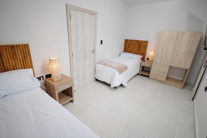Imagen de la habitación del Hotel Lindor. Foto 5