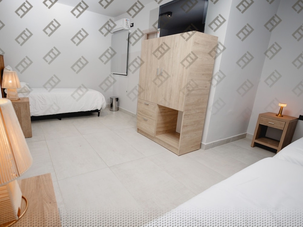Imagen de la habitación del Hotel Lindor. Foto 8