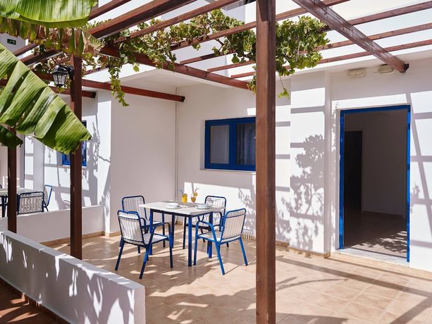 Imagen de la habitación del Hotel Lindos Athena. Foto 15