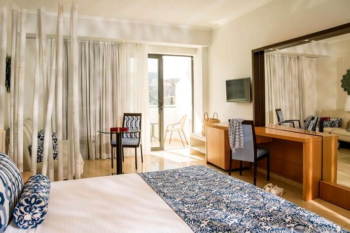 Imagen general del Hotel Lindos Bay Suites. Foto 8