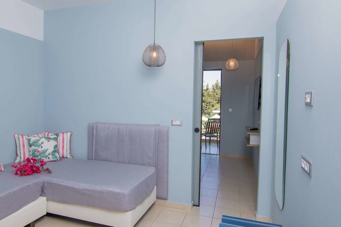 Imagen de la habitación del Hotel Lindos Breeze Beach. Foto 11