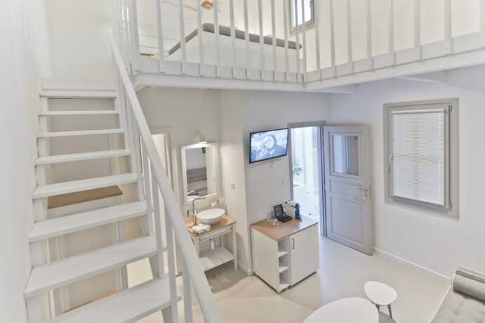 Imagen de la habitación del Hotel Lindos Comfy Suites. Foto 11