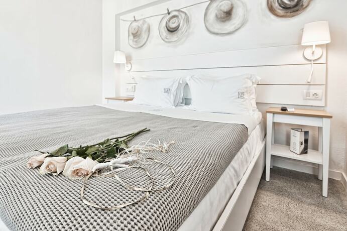Imagen de la habitación del Hotel Lindos Comfy Suites. Foto 13