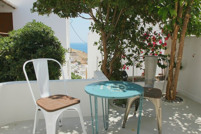Imagen de la habitación del Hotel Lindos Comfy Suites. Foto 18