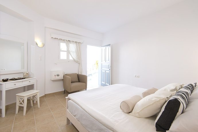 Imagen de la habitación del Hotel Lindos Harmony Suites. Foto 2