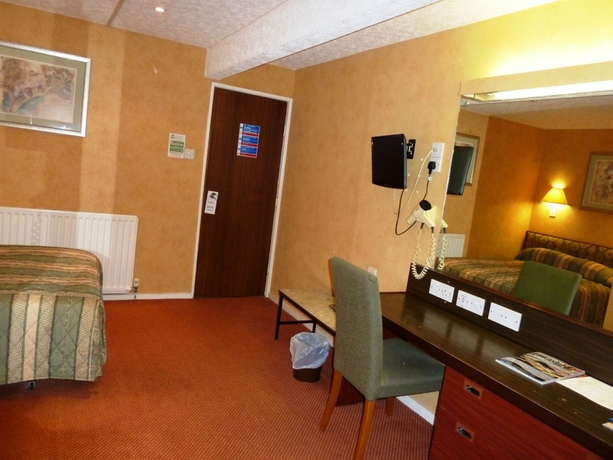 Imagen de la habitación del Hotel Lindum. Foto 7