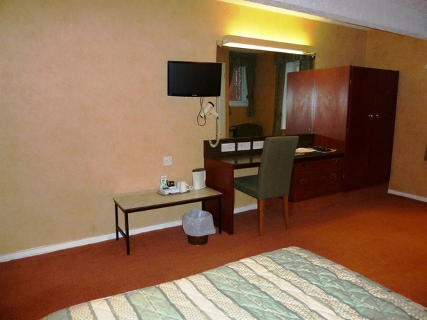 Imagen de la habitación del Hotel Lindum. Foto 8