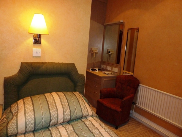 Imagen de la habitación del Hotel Lindum. Foto 9