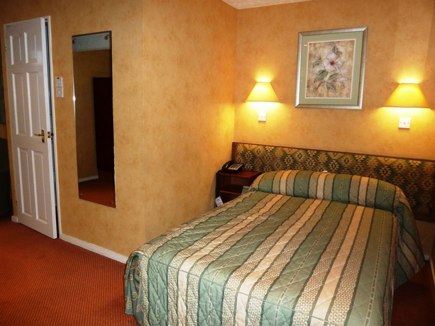 Imagen de la habitación del Hotel Lindum. Foto 12