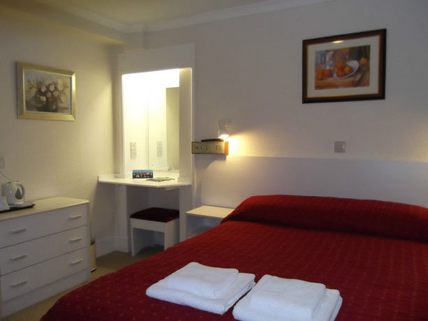 Imagen de los exteriores del Hotel Lindum Lodge. Foto 14