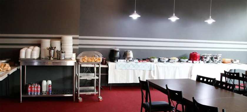 Imagen del bar/restaurante del Hotel Line Plus. Foto 6