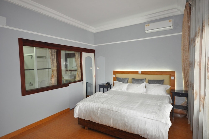 Imagen de la habitación del Hotel Line-Residence. Foto 12