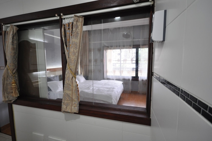 Imagen de la habitación del Hotel Line-Residence. Foto 13