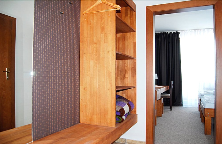 Imagen de la habitación del Hotel Lineas. Foto 8