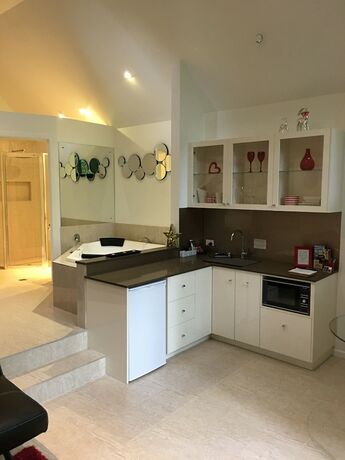 Imagen de la habitación del Hotel Linger A While Chalet. Foto 21