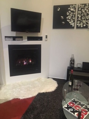 Imagen de la habitación del Hotel Linger A While Chalet. Foto 22