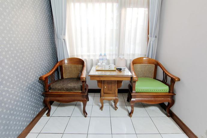 Imagen de la habitación del Hotel Lingga Hotel. Foto 10