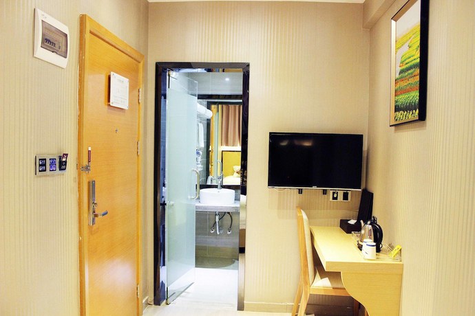 Imagen de la habitación del Hotel Linghang Shenzhen Airport Branch. Foto 8