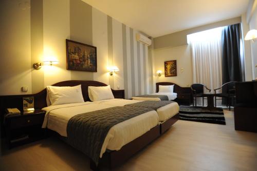 Imagen de la habitación del Hotel Lingos. Foto 8