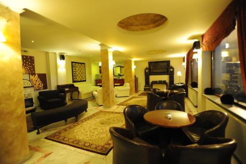 Imagen general del Hotel Lingos. Foto 5