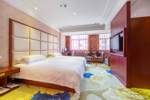 Imagen de la habitación del Hotel Lingshang. Foto 2