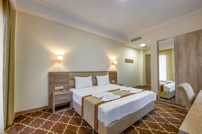 Imagen de la habitación del Hotel Link Tbilisi. Foto 17