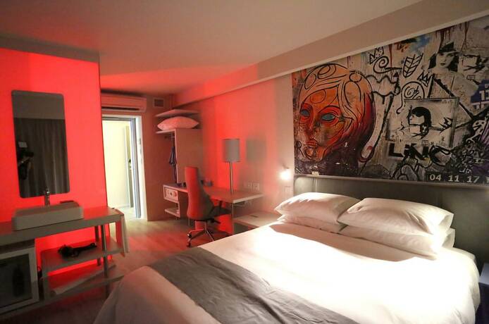 Imagen de la habitación del Hotel Link & Hub. Foto 18