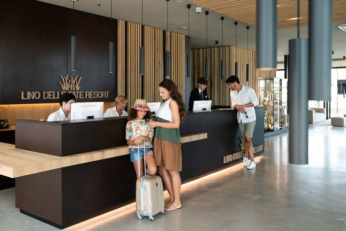 Imagen de los interiores del Hotel Lino Delle Fate Eco Village Resort. Foto 19