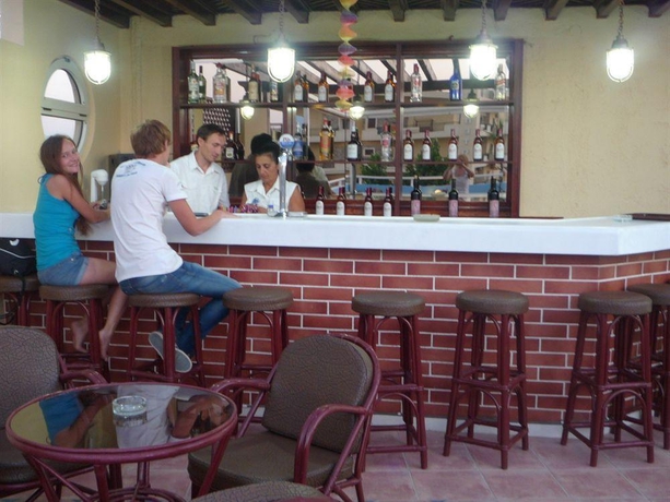 Imagen general del Hotel Lino Mare. Foto 7