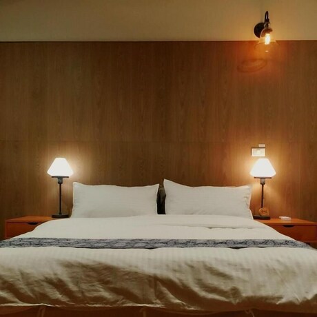 Imagen de la habitación del Hotel Lin's Inn. Foto 16