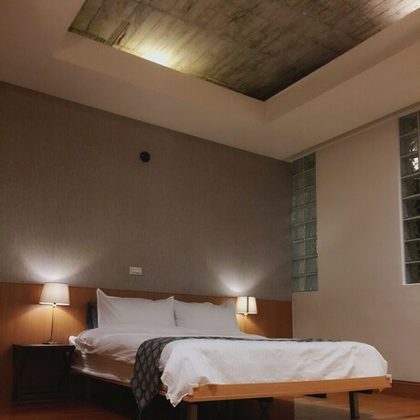 Imagen de la habitación del Hotel Lin's Inn. Foto 19