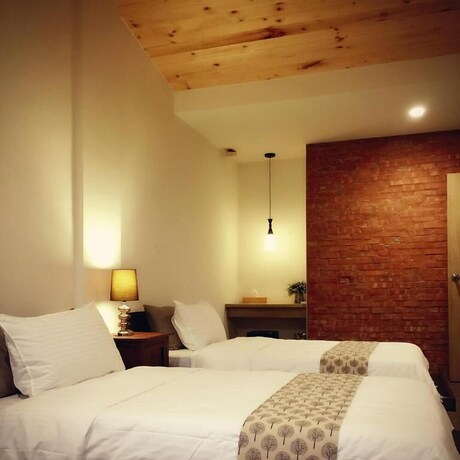 Imagen de la habitación del Hotel Lin's Inn. Foto 30