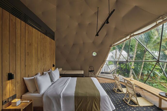 Imagen de la habitación del Hotel Lintang Luku Tent Resort. Foto 16