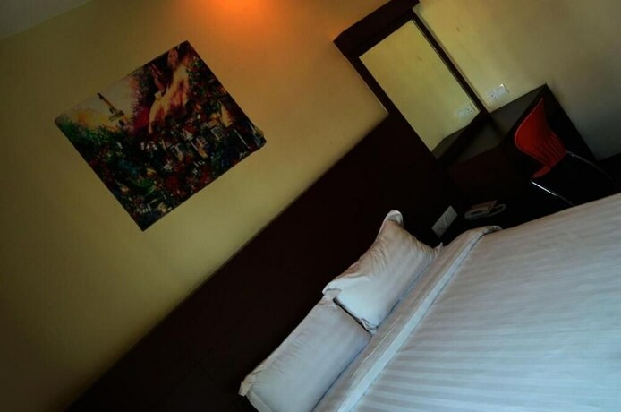 Imagen general del Hotel Lintas Plaza. Foto 1
