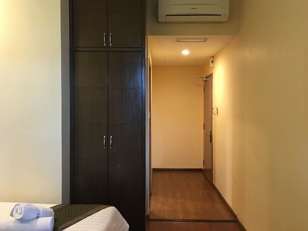 Imagen general del Hotel Lintas Plaza. Foto 13