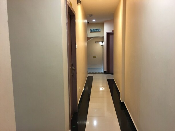 Imagen de los interiores del Hotel Lintas Plaza. Foto 32