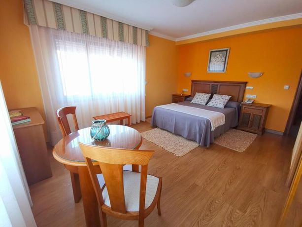 Imagen de la habitación del Hotel Liñares, Poio. Foto 4