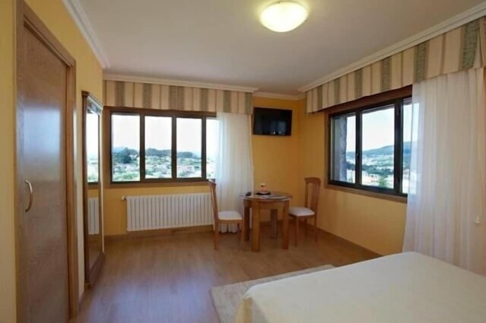 Imagen de la habitación del Hotel Liñares, Poio. Foto 8